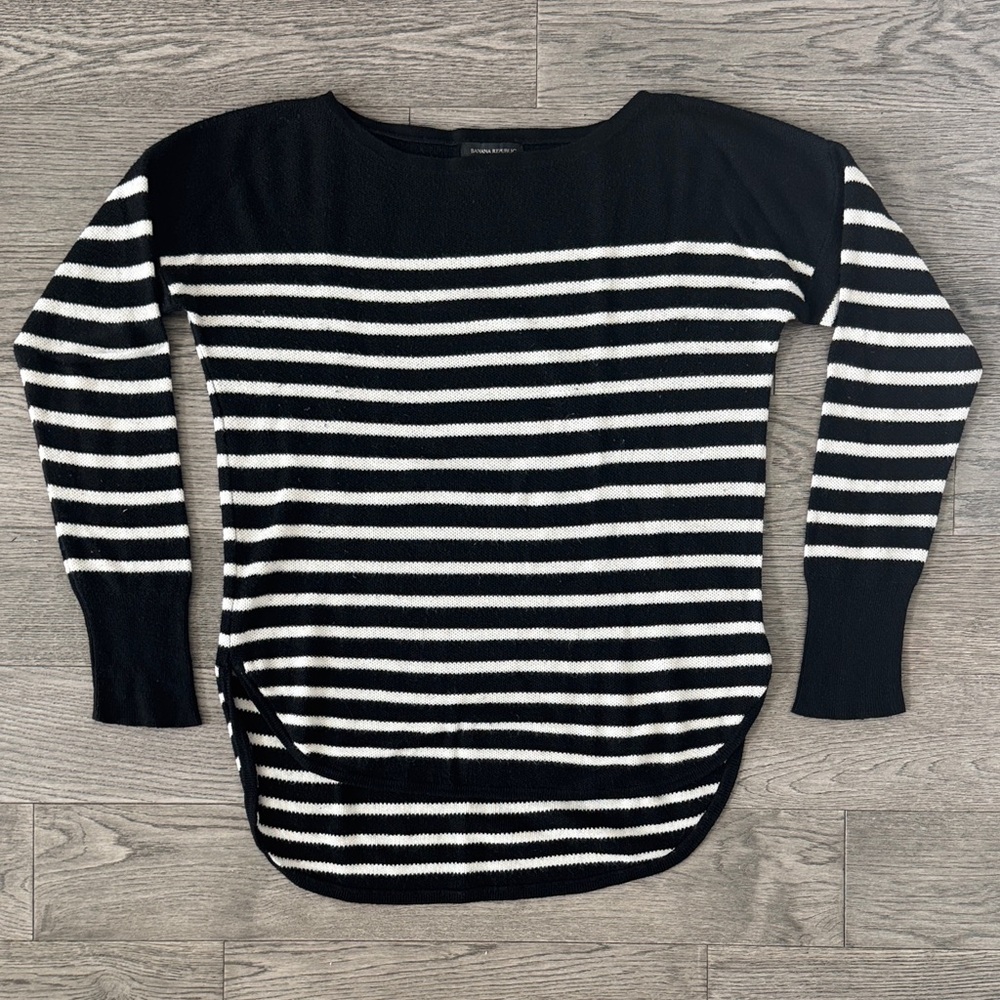 🌼BANANA REPUBLIC🌼 Striped Boatneck Sweater, Size L